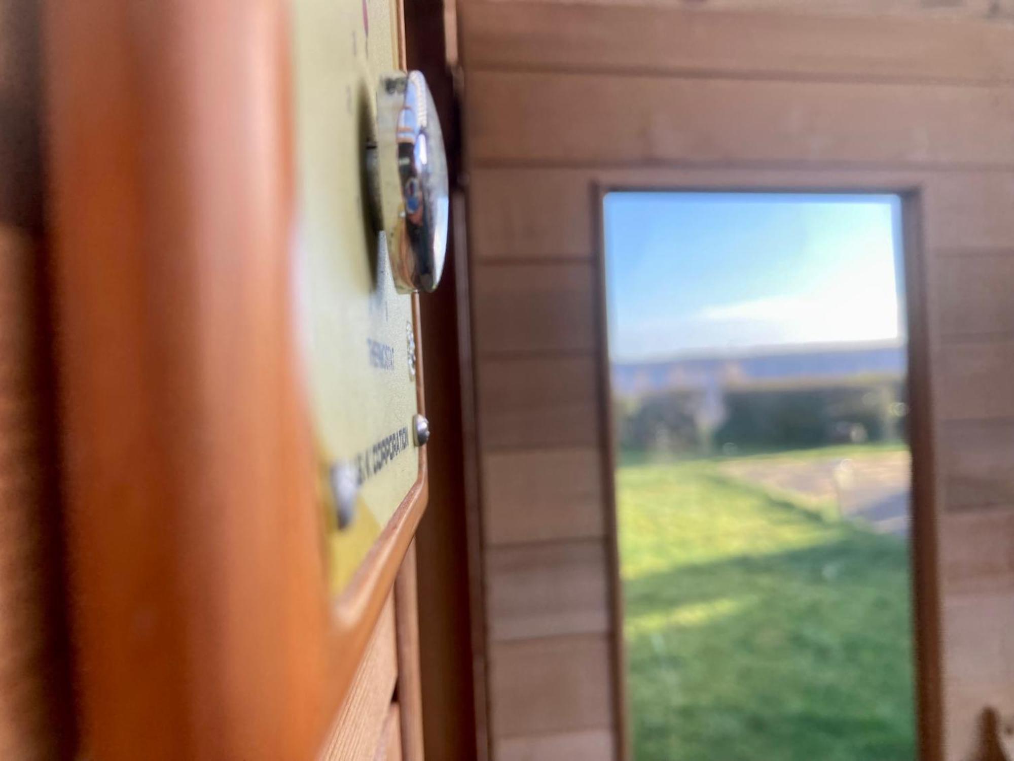 3 Pers. Holiday Home Sonnenschein With Fenced Garden And Infrared Sauna Anjum エクステリア 写真